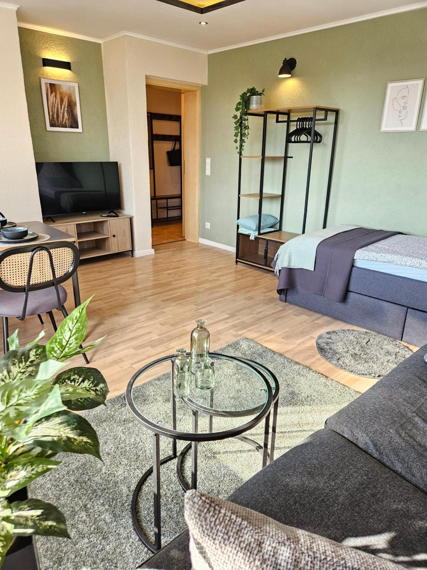 Neu Businessapp In Zentraler Lage Mit 3 Schlafzimmern Fuer Geschaeftsreisende Pendler Und Familien Naehe Sz See Salzgitter Exterior foto